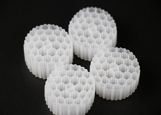 सफेद रंग एचडीपीई सामग्री 38 छेद एमबीबीआर वाहक कुंवारी पीई