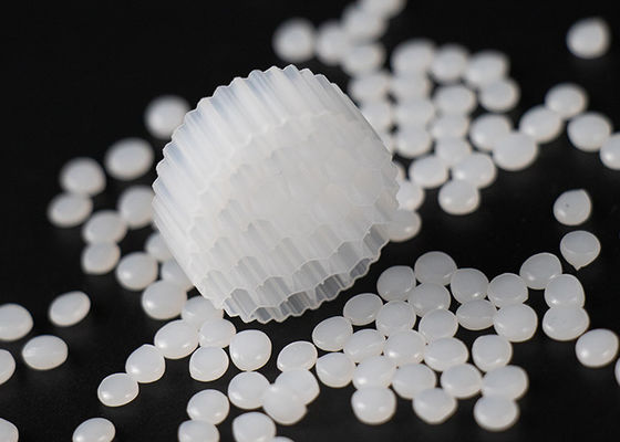 Pe38 25*10MM 800m2/M3 Mbbr बायो फिल्टर मीडिया वर्जिन पीई