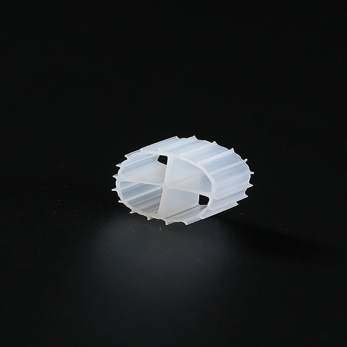 सीवेज ट्रीटमेंट सफेद एमबीबीआर बायो मीडिया चलती बिस्तर फिल्टर मछलीघर