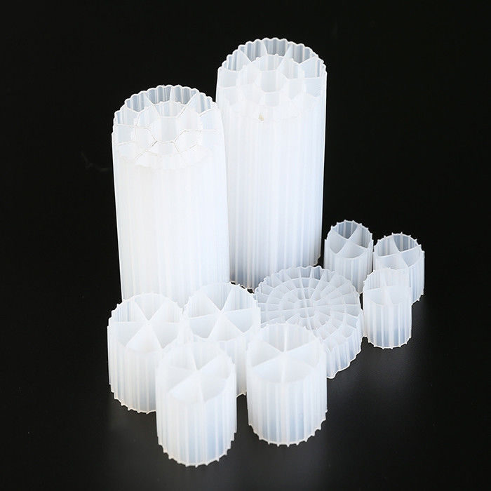 एमबीबीआर बायोपाइप सफेद रंग और एचडीपीई सामग्री K3 फिल्टर मीडिया सदमे प्रतिरोध और अच्छा सतह क्षेत्र ifas k1 तालाब फिल्टर