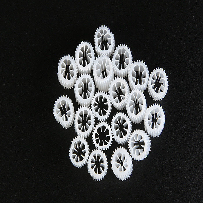 7 छेद फ्लोटिंग फिल्टर मीडिया HIPS सामग्री औद्योगिक सीवेज के लिए प्लास्टिक बायोसेल