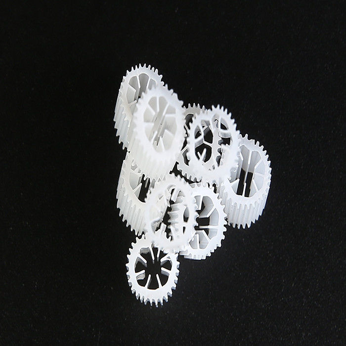 सात छेद बायोसेल फिल्टर मीडिया HIPS सफेद रंग सामग्री प्लास्टिक डूबने फिल्टर मीडिया पूल के लिए