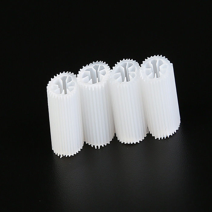 औद्योगिक एचडीपीई फ़िल्टर मीडिया एचआईपीएस सामग्री 5*5 मिमी आकार एसजीएस प्रमाणन अनुकूलित रंग