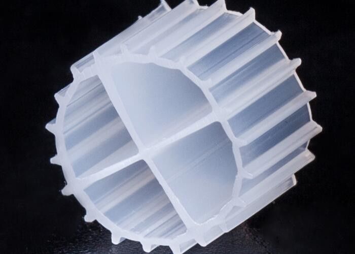 स्व-सफाई मछली तालाब फ्लोटिंग फिल्टर मीडिया कम ऊर्जा की खपत