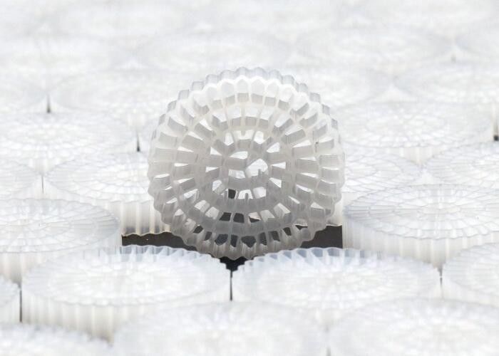 एचडीपीई फ्लोटिंग मूविंग बेड फिल्टर मीडिया पानी उपचार संयंत्र के लिए एमबीबीआर बायोसेल