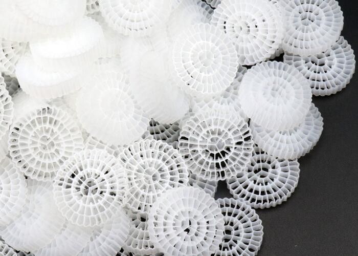 एचडीपीई फ्लोटिंग मूविंग बेड फिल्टर मीडिया पानी उपचार संयंत्र के लिए एमबीबीआर बायोसेल