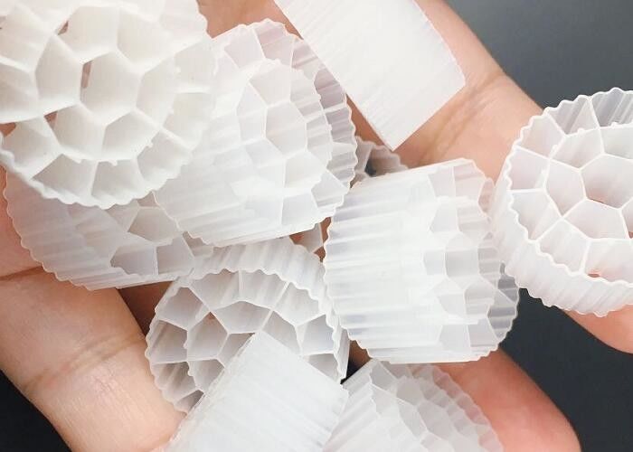 K3 IFAS समाधान 25*12MM BIO फ़िल्टर मीडिया स्प्रे टावर अपशिष्ट जल उपचार शीतलन टावर