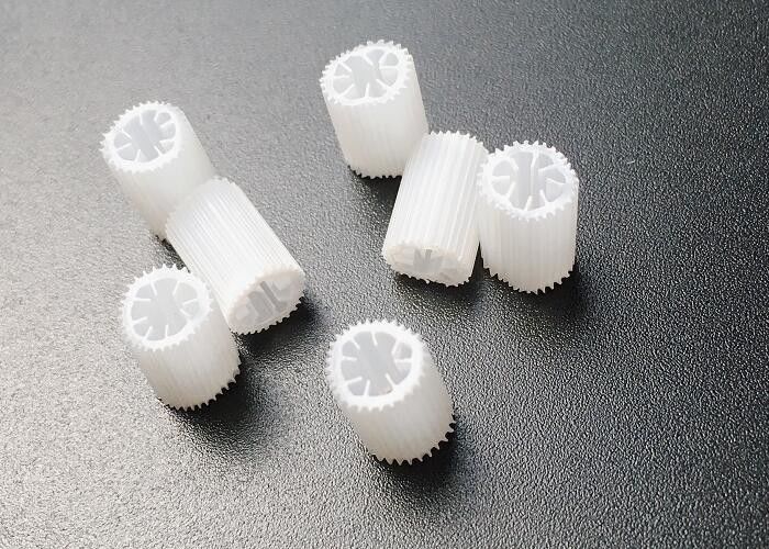 प्लास्टिक मीडिया MBBR फिल्टर K1 चलती बिस्तर फिल्टर पानी की गुणवत्ता में सुधार