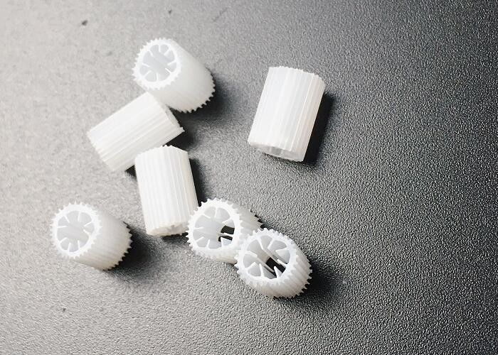 प्लास्टिक मीडिया MBBR फिल्टर K1 चलती बिस्तर फिल्टर पानी की गुणवत्ता में सुधार