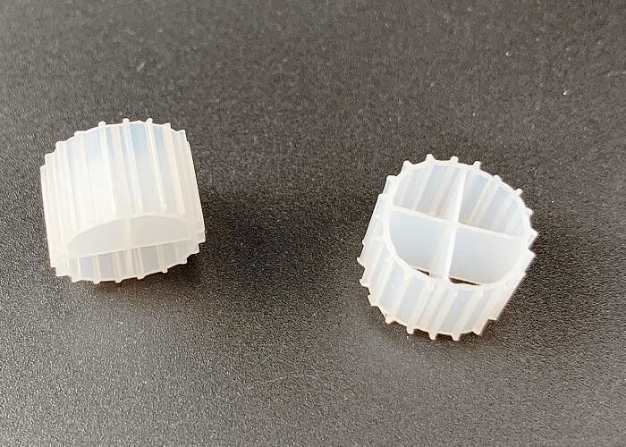 11*7mm MBBR बायो फिल्टर मीडिया K1 सफेद रंग और कुंवारी एचडीपीई सामग्री के साथ