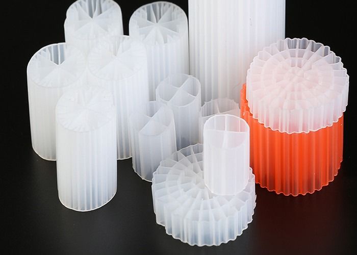 लंबे जीवन 19 छेद K1 फिल्टर मीडिया वर्जिन एचडीपीई सामग्री आरएएस और अपशिष्ट जल के लिए जैव गेंदों