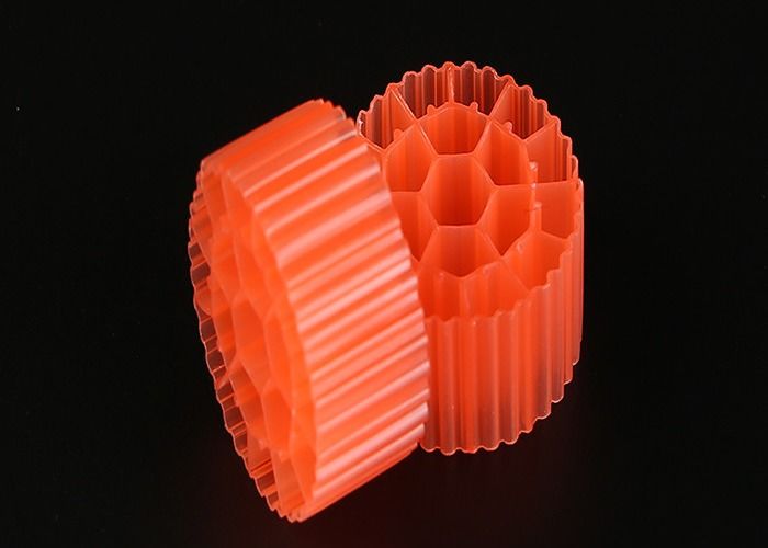 झटके प्रतिरोधी PE07 फ्लोटिंग फिल्टर मीडिया K1 माइक्रो मीडिया 35mm X 18mm